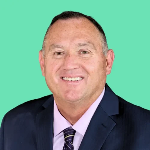 Chris Henson headshot